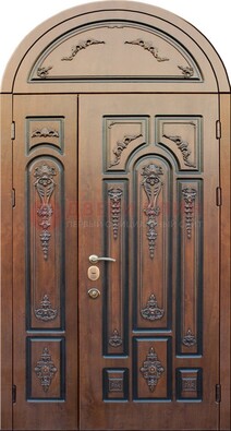 Арочная железная дверь с виноритом и узором ДА-36 в Мурманске