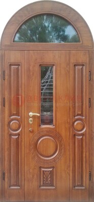 Двустворчатая железная дверь МДФ со стеклом в форме арки ДА-52 в Мурманске