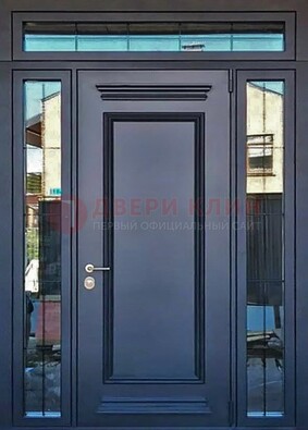 Черная металлическая дверь с фрамугой и филенкой ДФГ-19 в Мурманске