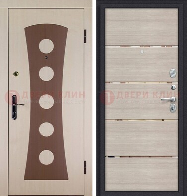 Светлая металлическая дверь с МДФ в квартиру ДМ-365 в Мурманске