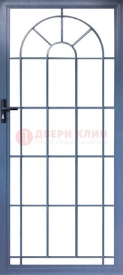 Синяя металлическая решетчатая дверь ДР-28 в Мурманске