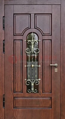 Cтальная дверь со стеклом и ковкой в коричневом цвете ДСК-119 в Мурманске