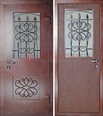 Железная дверь с прозрачным стеклом и ковкой ДСК-85 в кафе в Мурманске