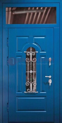 Синяя железная филенчатая дверь со стеклом и ковкой ДСК-97 в Мурманске
