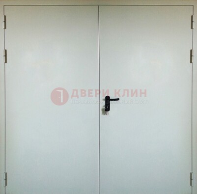 Белая металлическая противопожарная дверь ДТ-8 в Мурманске