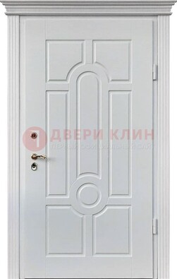Белая уличная дверь с виноритом для дома ДВТ-247 в Мурманске