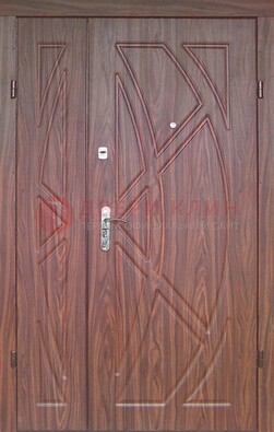 Железная тамбурная полуторная дверь с МДФ ПЛ-7 в Мурманске